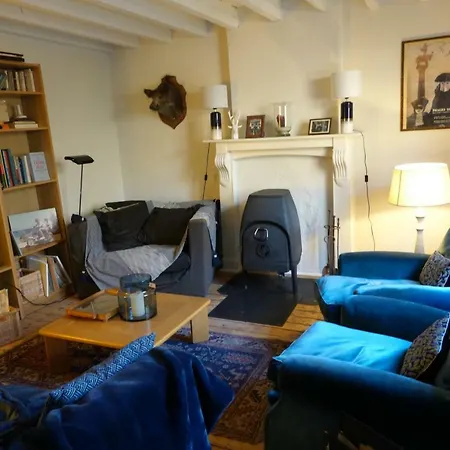 Maison De Cunchy 펜션